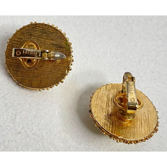 Trifari Earrings Large White Dome Cabochon Stone Gold Tone Hob Knob Setting - Picture 7 of 9